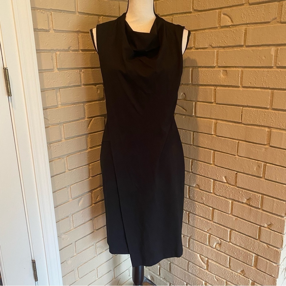 Chicos Black Solid Sleeveless Dress Ponte Sheath Career Sz 1 Stretch Overlay